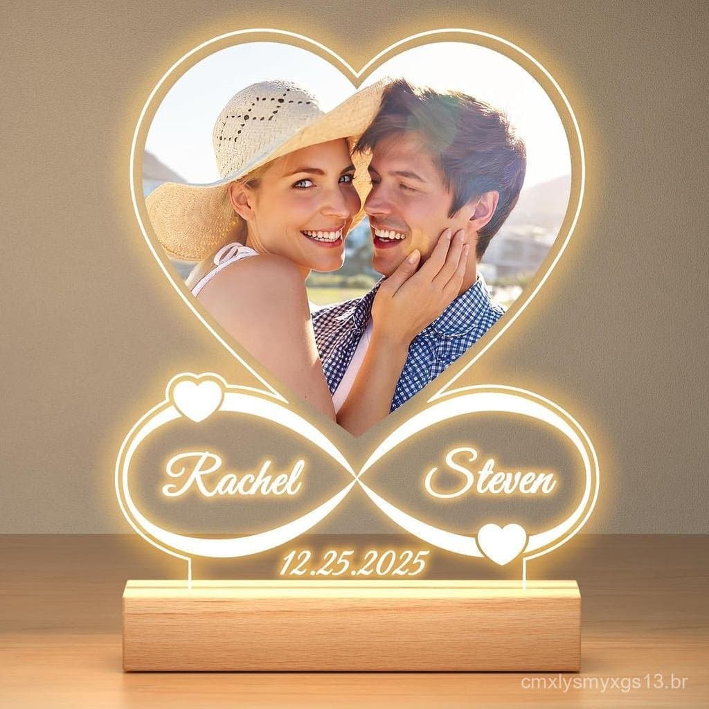 Porta-retratos personalizado com foto em forma de coração, iluminação LED, nomes Rachel e Steven, data 12.25.2025