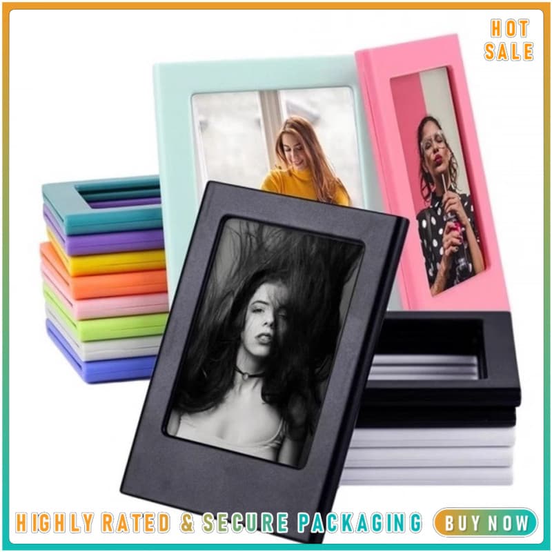 Porta-retratos polaroid de 3 polegadas em cores vibrantes, com destaque para um porta-retrato preto com uma foto em preto e branco.