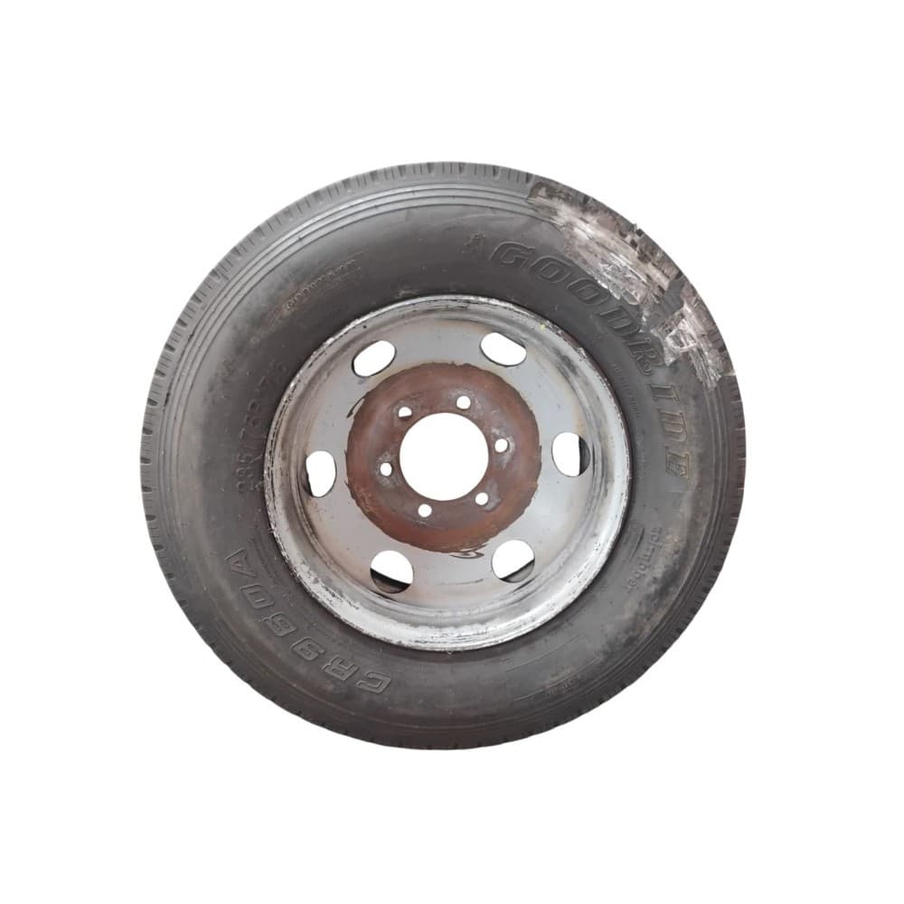 Roda com pneu  235/75 r17.5 iveco daily  70c16
