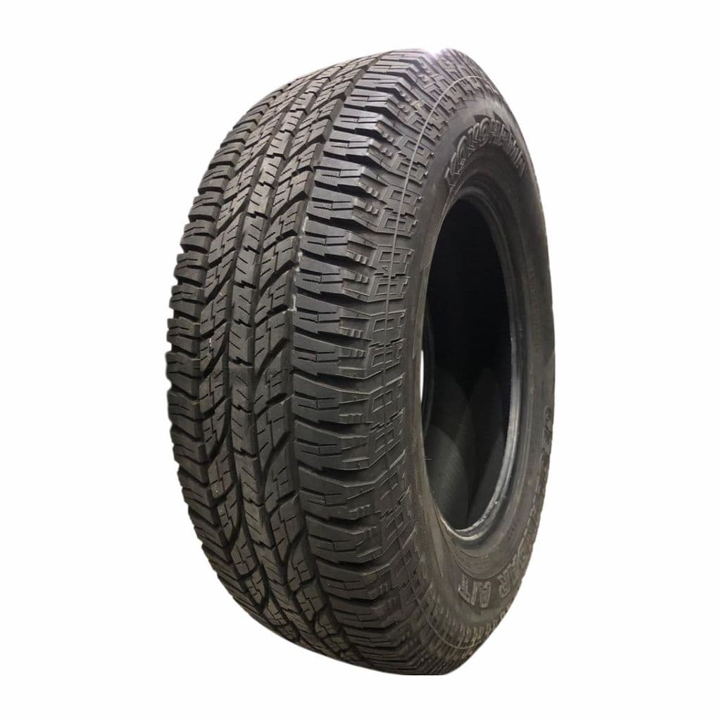 Jogo de Pneu Yokohama Geolandar A/T ARO 17 245/70R17