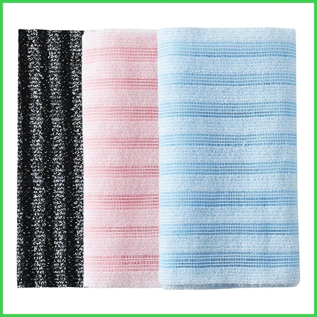 Toalhas de banho de 3 peças com padrões texturizados e listrados em cores preta, rosa e azul claro.