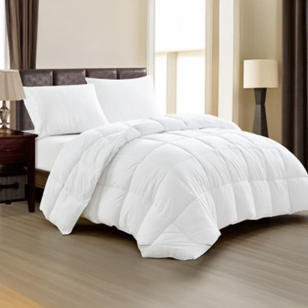 Edredom branco queen size Toque de Pluma - Sultan em um quarto aconchegante