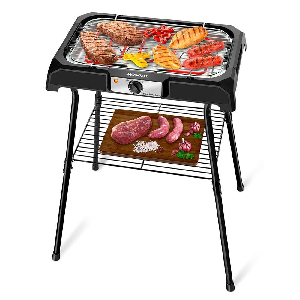 Churrasqueira elétrica portátil 1800W Mondial com grelhas e carnes grelhando