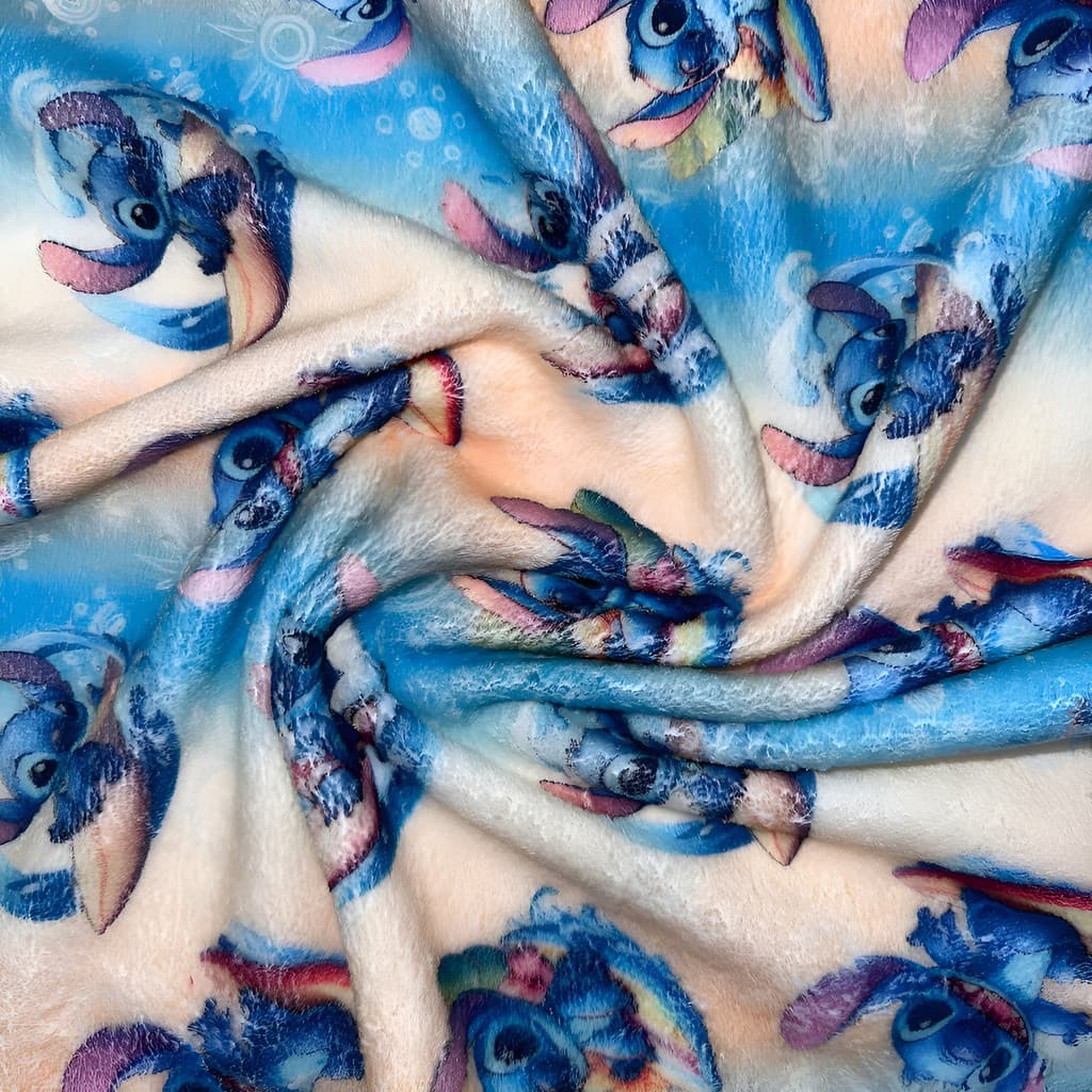 Tecido Fleece Quentinho Estampa Lilo e Stitch Surf Fundo Azul