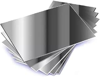 Folhas metálicas prateadas de aço inoxidável em pilha