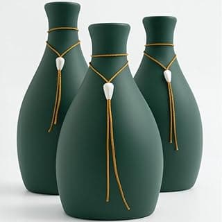 Kit trio de vasos de cerâmica verde com cordões dourados e contas brancas