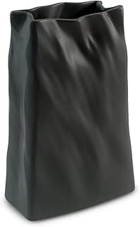 Vaso de cerâmica preto com textura levemente texturizada e formato cônico, ideal para decoração.