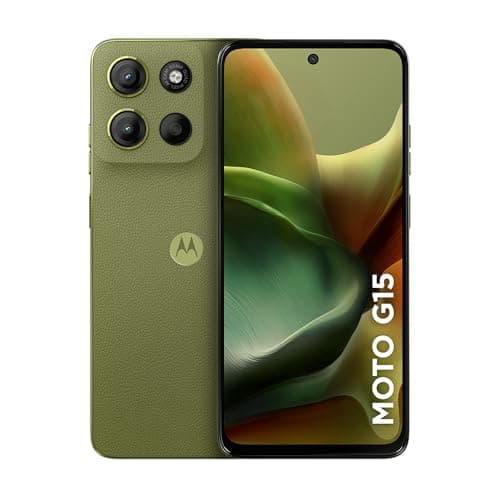 Smartphone Motorola Moto G15 verde com câmera traseira tripla e logo na tela