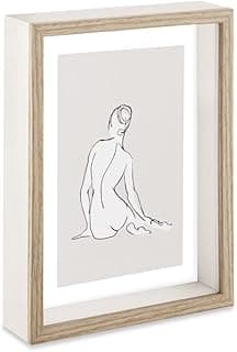 Porta-retrato MDF 20x25 com figura minimalista, moldura branca e detalhes em madeira clara