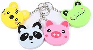 Chaveiro de fita métrica retrátil em forma de bichinhos, incluindo urso, porco, tigre e sapo, em cores diferentes.