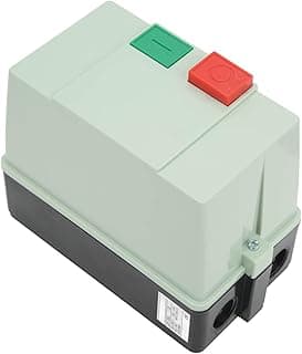 Motor elétrico retangular verde e preto com botões vermelho e verde, rótulo técnico branco, fundo branco