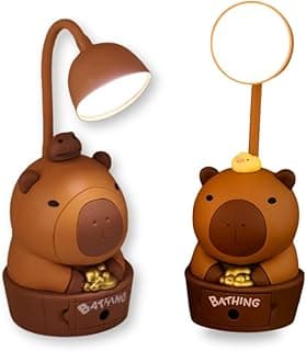 Luminária de mesa infantil em forma de capivara com apontador de lápis, marrom, com base de moedas douradas, marca Bathing.