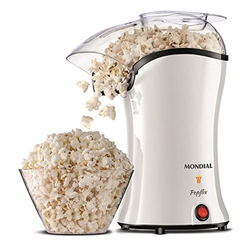 Pipoqueira Elétrica PP-04 Popflix Branca 1200W Mondial 127v com pipoca sendo lançada