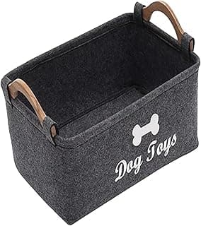 Caixa organizadora cinza escuro para brinquedos de animais, com alças de madeira e texto 'Dog Toys'.