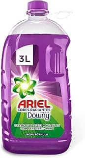 Garrafa de sabão líquido Ariel Cores Radiantes Toque de Downy 3L, líquido roxo, fundo branco.