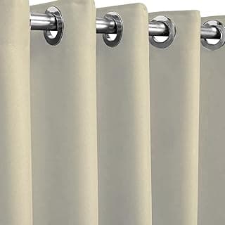 Cortinas blackout em tecido corta luz bege claro com argolas metálicas para sala, quarto e escritório