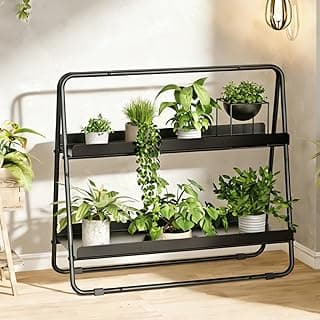 Estante decorativa de metal preto com duas prateleiras para plantas