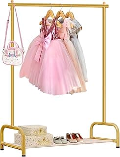 SLEEPING LAMB Suporte para roupas de bebê, rack de roupas infantis pequeno com prateleira de armazenamento inferior, cabide de roupas infantis para casacos, suporte de roupas de dança de metal para