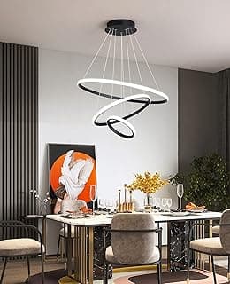 Luminária pendente LED de 3 anéis brancos com dimmer em uma sala de jantar moderna