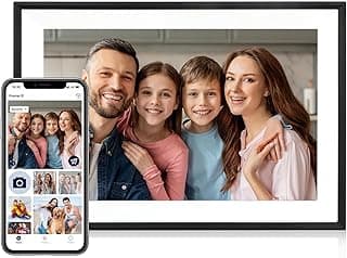 Moldura digital de 10,1 polegadas com família sorridente na tela e aplicativo de smartphone