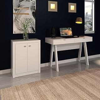 Escrivaninha branca com armário para escritório TecnoMobili em fundo azul com vista para a cidade