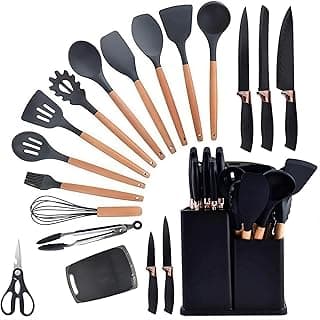 Utensílios de cozinha com cabos de madeira e silicone preto, conjunto completo com espátulas, colheres e facas.