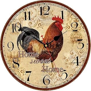 Relógio de parede vintage com galo vermelho, números 1-12, frase 'Home sweet Home', fundo amarelo com padrões florais.