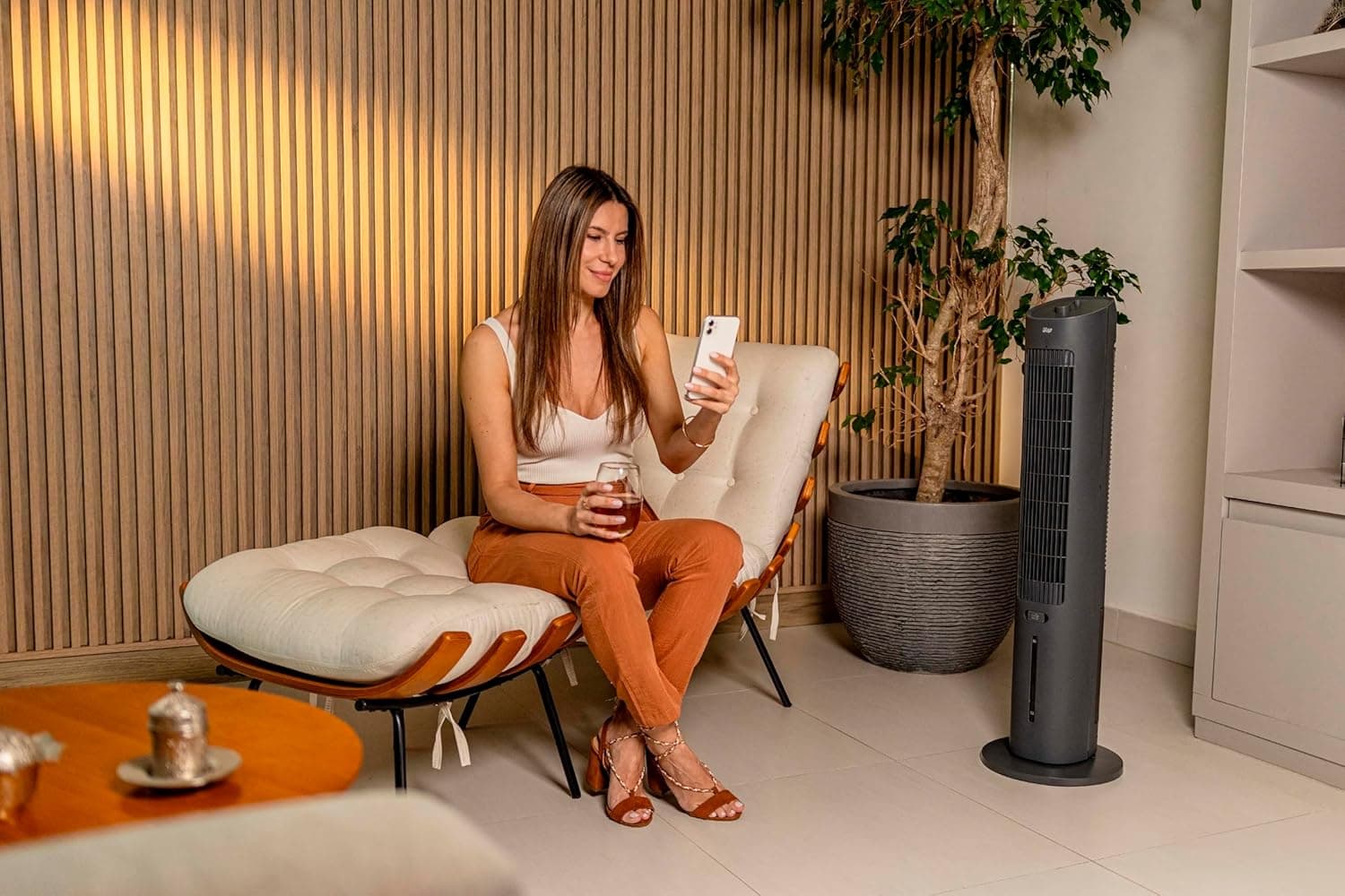 WAP Climatizador de Ar AIR FRESH 4 em 1, com Reservatório para Essência e 3 Níveis de Velocidades, Baixo Ruído, 90W 220V