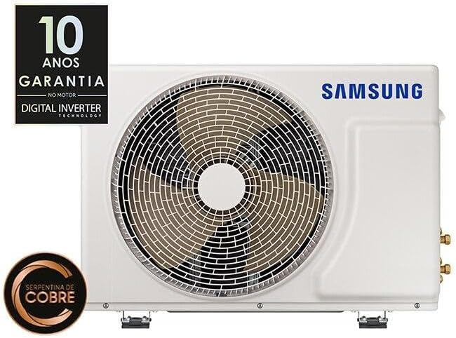 Unidade externa do ar-condicionado Samsung com selo de 10 anos de garantia e serpentina de cobre