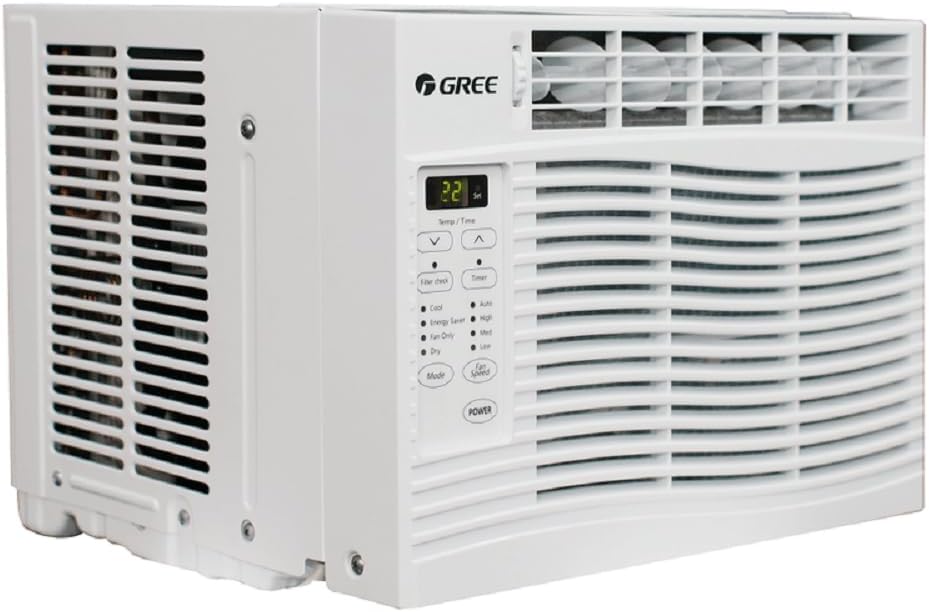 Ar condicionado de janela Gree 7000 BTU/h branco com painel digital, vista frontal lateral direita.