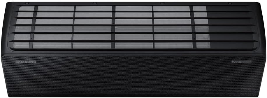 Ar-condicionado Split Samsung WindFree Black Edition preto com grade aberta frontal