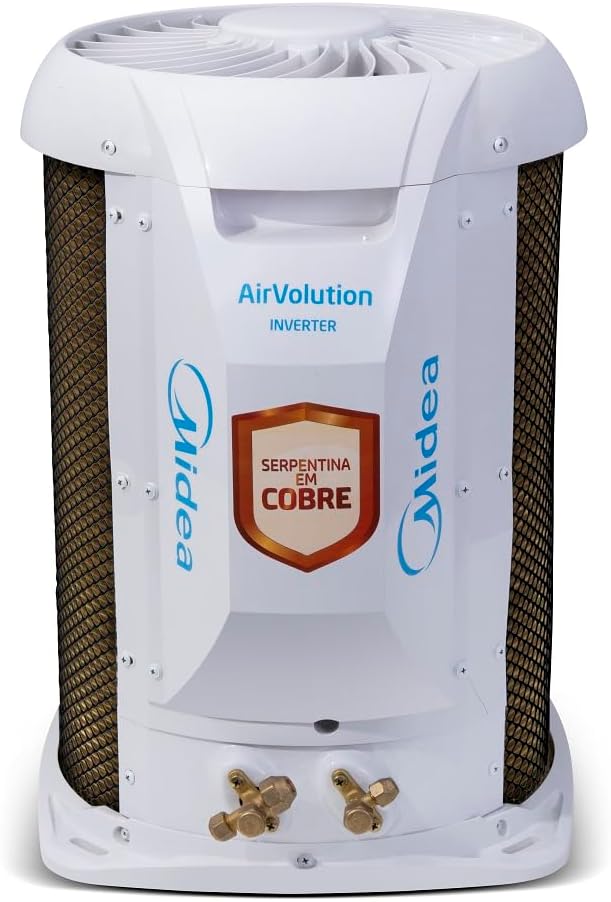 Unidade externa branca do ar condicionado Springer Midea AirVolution com serpentina em cobre.