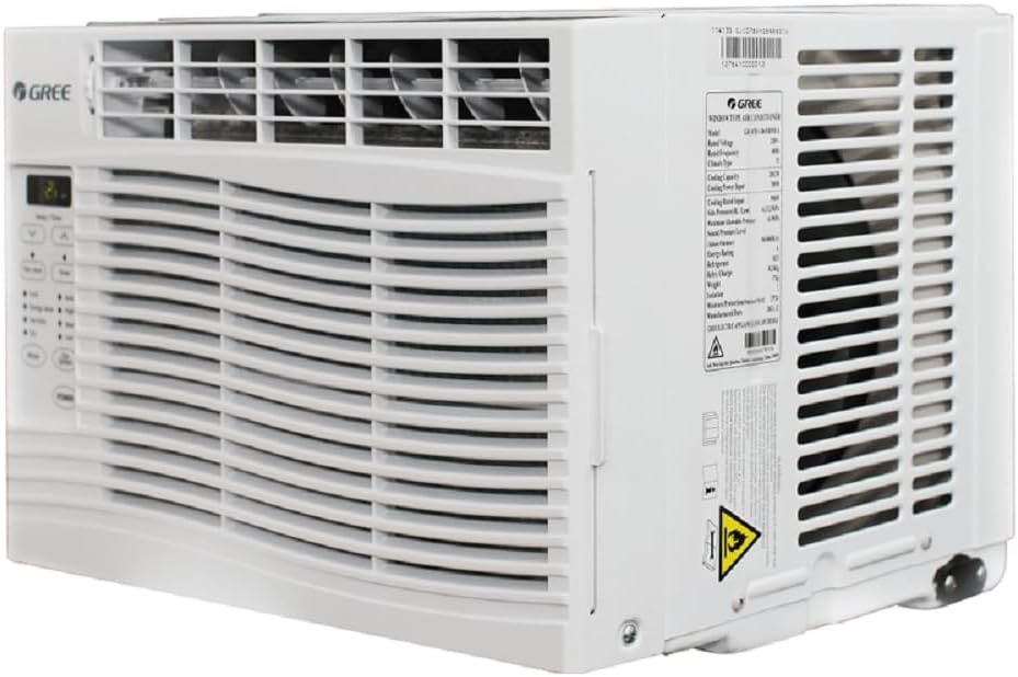 Lateral direita do ar condicionado de janela Gree 7000 BTU/h com etiquetas técnicas.