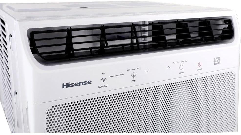 Painel frontal do ar condicionado de janela branco Hisense 10.000 BTUs com controle eletrônico e ícones visíveis.