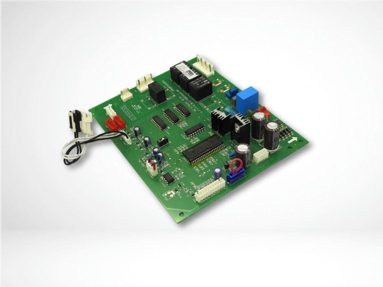 Placa de potência para ar condicionado split Electrolux Cfi60 220v com componentes eletrônicos visíveis