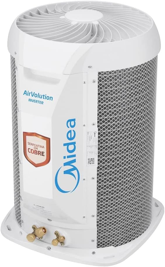 Unidade externa branca do ar condicionado Springer Midea Airvolution com grelha metálica e selo serpentina de cobre.
