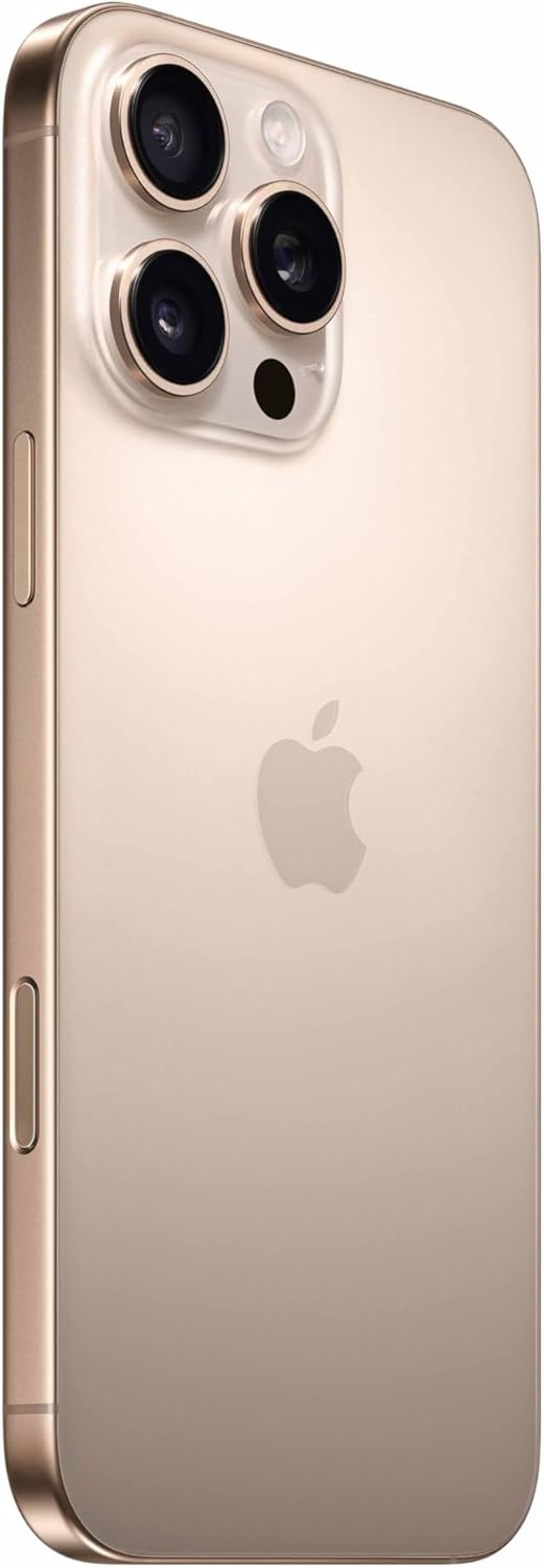 Detalhe traseiro das câmeras do iPhone 16 Pro Max titânio-deserto