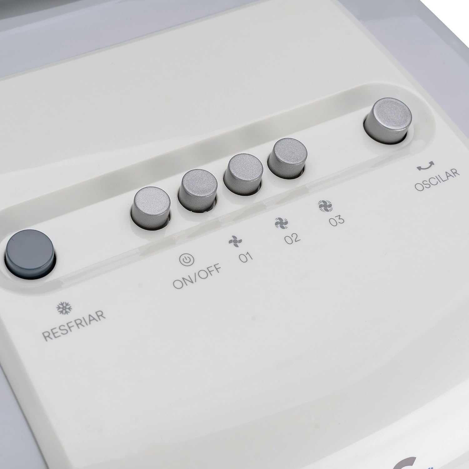 Painel de controle do climatizador EOS com botões para resfriar, ligar, velocidade e oscilação.
