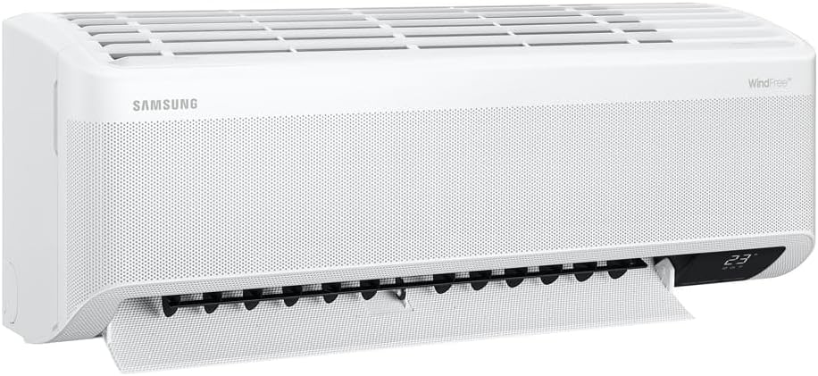 Unidade interna do ar-condicionado Samsung WindFree aberta mostrando ventilador e visor digital.