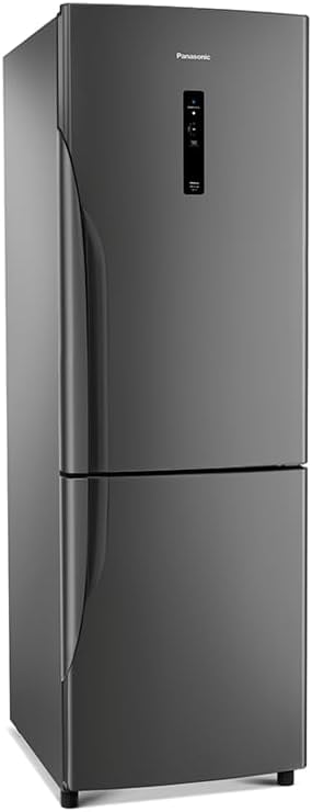 Geladeira Panasonic BB41 titânio vista lateral com painel digital