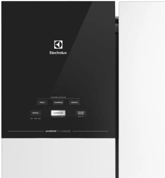 Painel digital preto da geladeira Electrolux Frost Free Inverter com botões iluminados