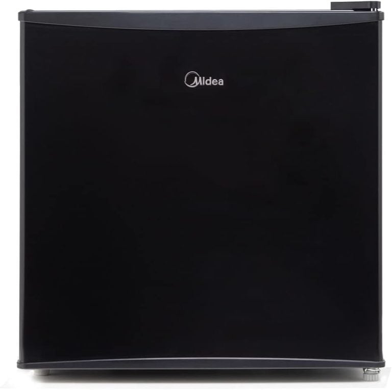 Frigobar Midea 45L preto vista frontal compacta e simples