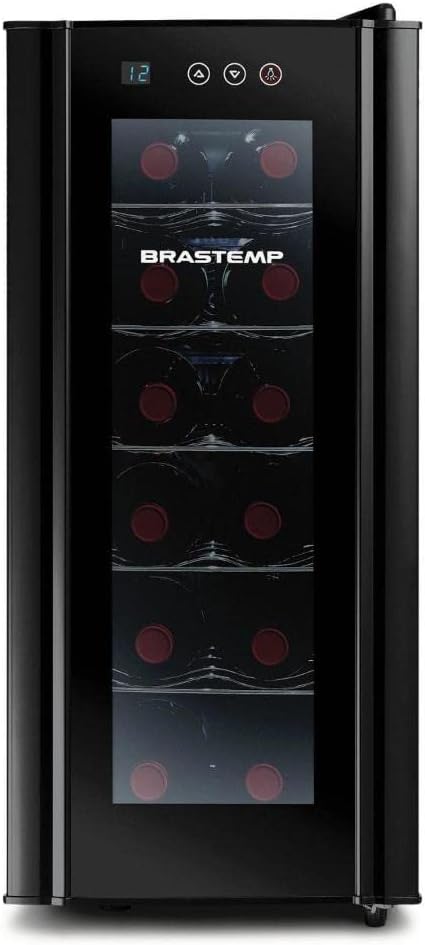 Adega climatizada Brastemp preta com porta de vidro para 12 garrafas e display digital.