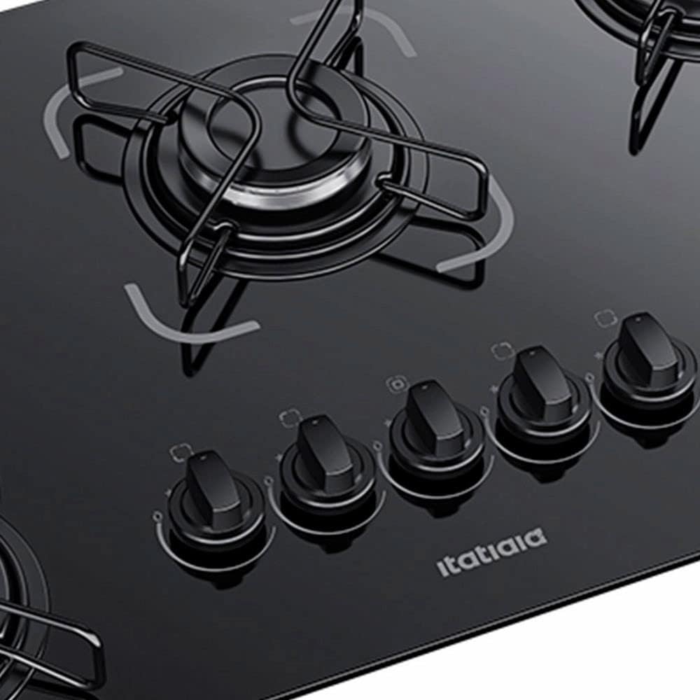 Detalhe botões e boca cooktop Essencial 5 bocas preto Itatiaia