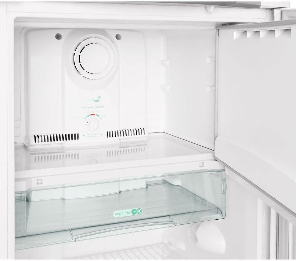 Interior do freezer da geladeira Consul Frost Free mostrando ventilação e gaveta Hortifruti