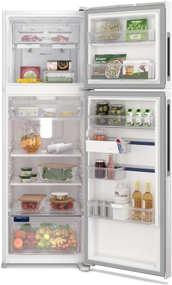 Geladeira Electrolux Frost Free Duplex Efficient branca com interior cheio de alimentos e bebidas.
