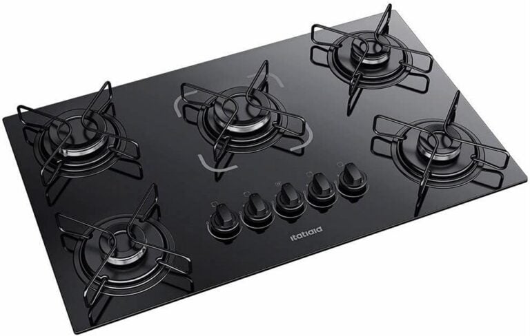 Cooktop Essencial preto com 5 bocas em vidro temperado com botões frontais e grades pretas
