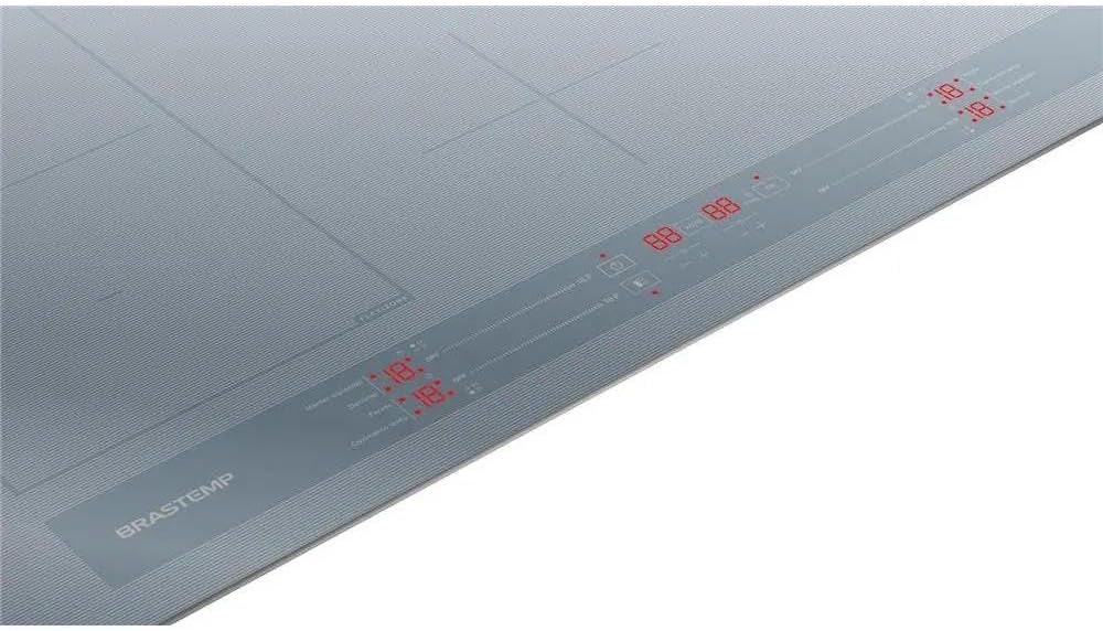 Detalhe painel digital cooktop Brastemp 4 bocas indução Flexizone branco BDJ77AB