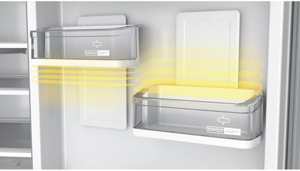 Porta da geladeira Brastemp com compartimentos Espaço Adapt e flexibilidade de armazenamento