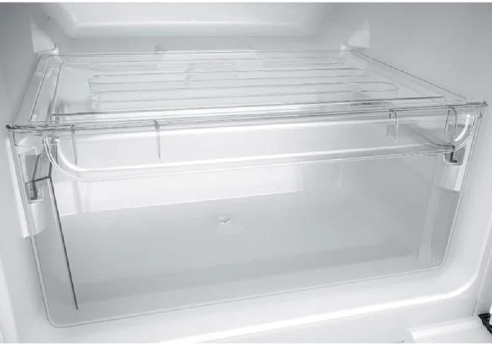 Gaveta transparente para vegetais dentro da geladeira Consul Frost Free.